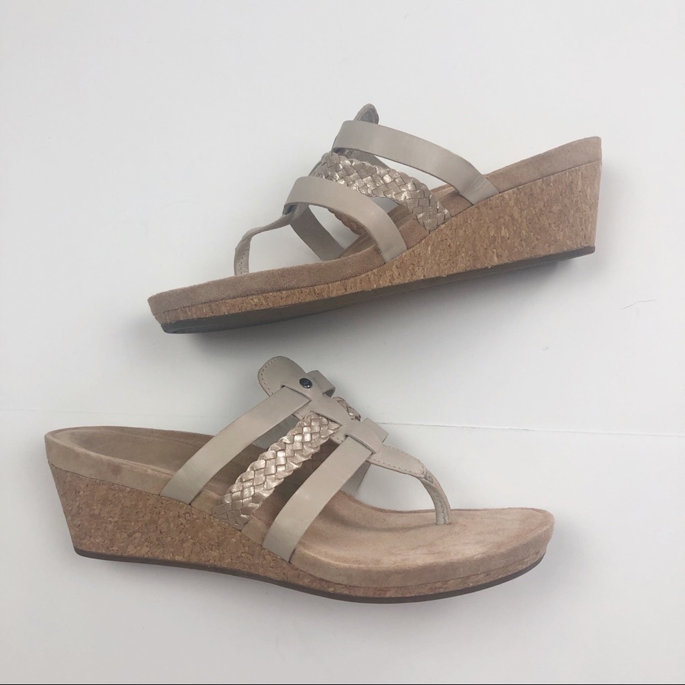 Ugg Maddie Cork Wedge Sandal 9